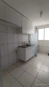 Apartamento com 2 Quartos para alugar, 55m² no Buraquinho, Lauro de Freitas