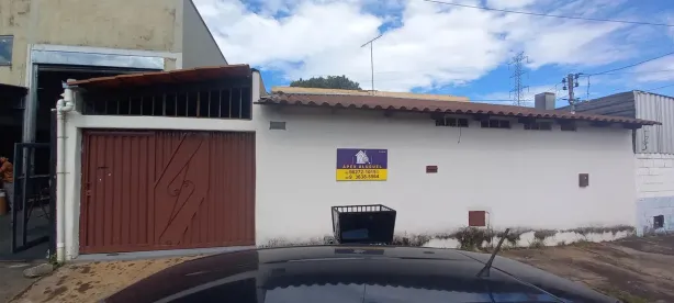Casa com 3 Quartos para alugar, 120m² no Residencial Center Ville, Goiânia