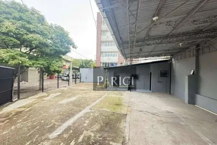 Galpão/Depósito/Armazém para alugar, 227m² no São João, Porto Alegre
