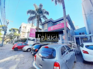 Imóvel Comercial com 8 Quartos para alugar, 250m² no Rio Branco, Porto Alegre