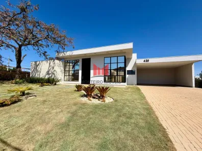 Casa de Condomínio com 4 Quartos à venda, 306m² no Gran Royalle, Lagoa Santa