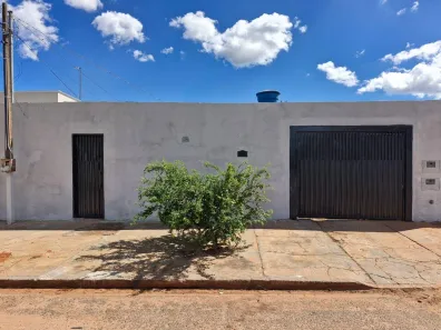 Casa com 1 Quarto para alugar, 110m² no Jardim Montevidéu, Campo Grande