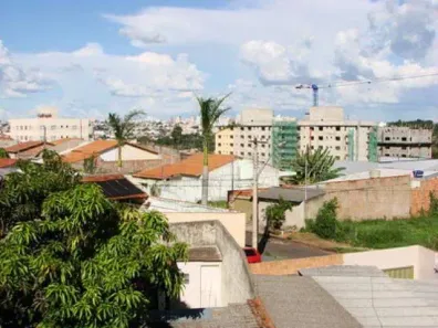 Casa com 3 Quartos à venda, 500m² no Luizote de Freitas, Uberlândia