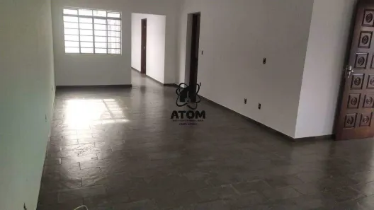 Casa com 3 Quartos à venda, 230m² no Vila das Jabuticabeiras, Taubaté