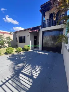 Sobrado com 3 Quartos à venda, 177m² no Estância Velha, Canoas