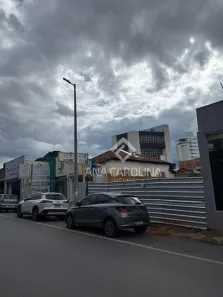Lote/Terreno à venda, 183m² no Centro, Montes Claros