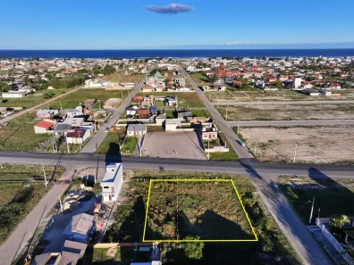 Lote/Terreno à venda, 620m² no Brilhamares, Balneário Gaivota