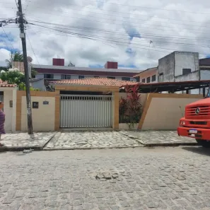 Casa com 4 Quartos à venda, 240m² no Jardim Cidade Universitária, João Pessoa