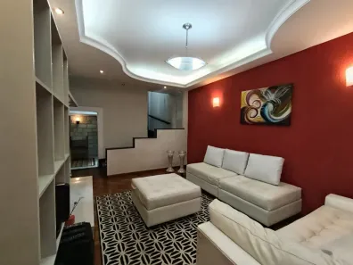 Casa com 3 Quartos à venda, 268m² no Carlos Prates, Belo Horizonte