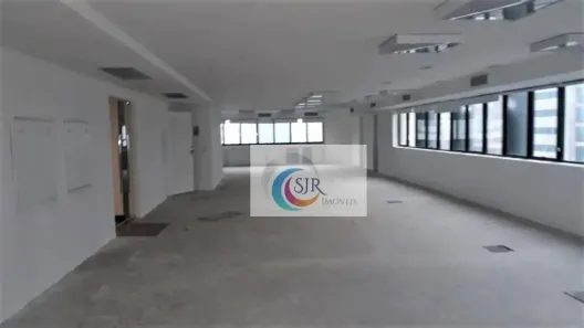 Sala Comercial para alugar, 260m² no Vila Olímpia, São Paulo