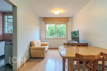Apartamento com 2 Quartos à venda, 59m² no Vila Ipiranga, Porto Alegre