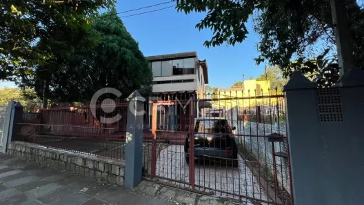 Casa com 3 Quartos à venda, 290m² no Jardim Lindóia, Porto Alegre