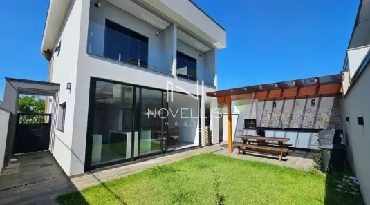Casa de Condomínio com 3 Quartos para alugar, 197m² no Jardim Jacinto, Jacareí