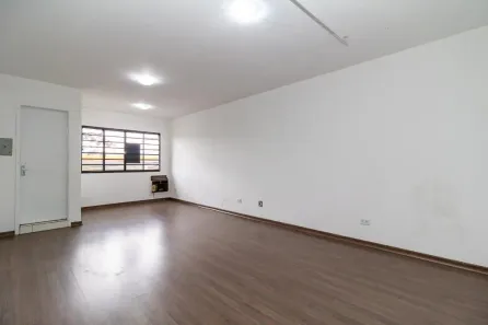 Sala Comercial para alugar, 29m² no Novo Mundo, Curitiba