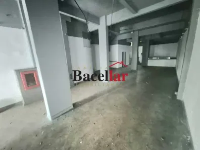 Ponto Comercial à venda, 256m² no Humaitá, Rio de Janeiro