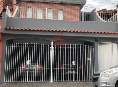 Casa com 2 Quartos à venda, 116m² no Vila Palmares, Santo André