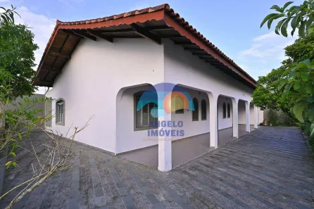 Casa com 3 Quartos à venda, 131m² no Balneario Flórida, Peruíbe