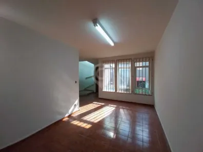 Casa com 3 Quartos para alugar, 200m² no Centro, Itatiba