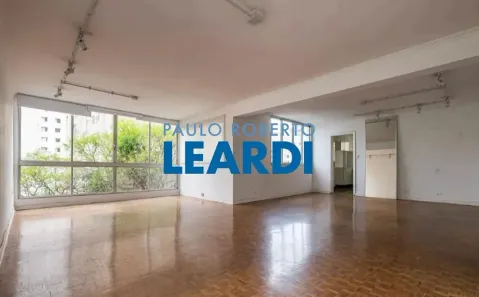 Apartamento com 3 Quartos à venda, 180m² no Cerqueira César, São Paulo