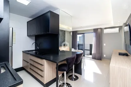 Apartamento com 1 Quarto para alugar, 36m² no Centro, Curitiba