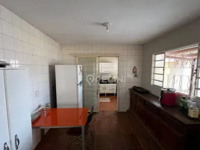 Casa com 3 Quartos à venda, 130m² no Vila Operária, Rio Claro