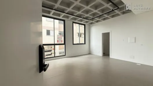 Apartamento com 1 Quarto à venda, 37m² no Pantanal, Florianópolis