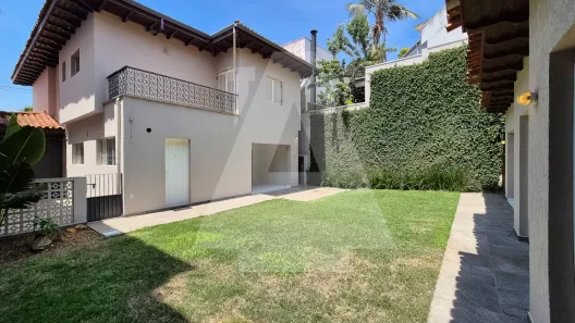 Casa com 3 Quartos para venda ou aluguel, 280m² no Pacaembu, São Paulo