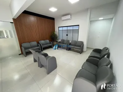 com 8 Quartos para alugar, 230m² no Jardim Nasralla, Bauru