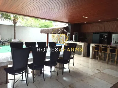 Sobrado com 5 Quartos para alugar, 600m² no Jardins Paris, Goiânia