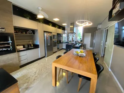 Casa de Condomínio com 3 Quartos à venda, 210m² no Swiss Park, Campinas