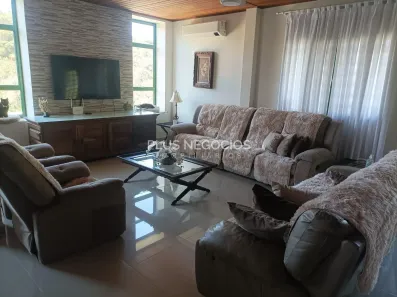 Fazenda/Sítio com 6 Quartos à venda, 700m² no , Ibiúna