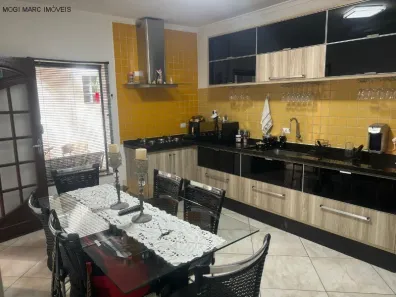 Sobrado com 3 Quartos à venda, 262m² no Jardim Universo, Mogi das Cruzes
