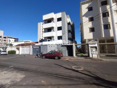 Apartamento com 2 Quartos para alugar, 63m² no Santa Mônica, Uberlândia