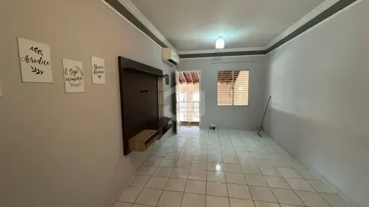 Casa com 3 Quartos para alugar, 80m² no Saltinho, Paulínia