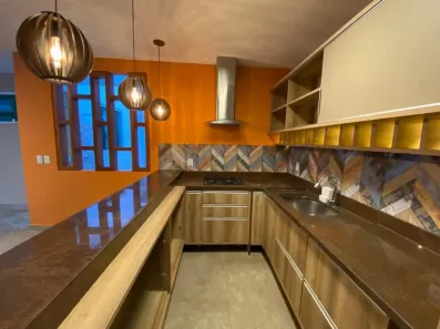 Sobrado com 5 Quartos à venda, 280m² no Cidade Nova, Ilhéus