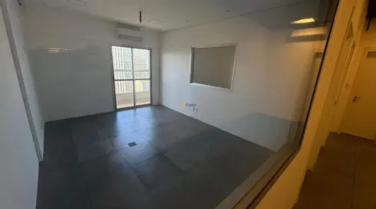 Sala Comercial para alugar, 58m² no Real Parque, São Paulo