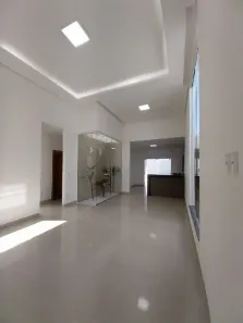 Casa com 3 Quartos à venda, 165m² no Laranjeiras, Uberlândia