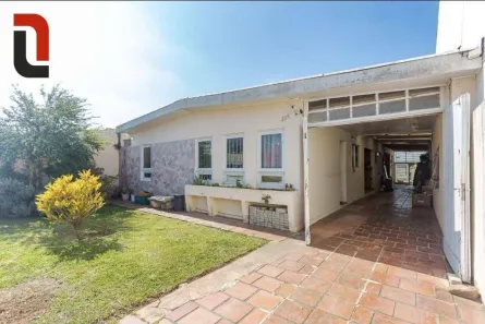 Casa com 3 Quartos à venda, 360m² no Xaxim, Curitiba