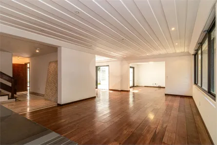 Sobrado com 4 Quartos à venda, 400m² no Pinheiros, São Paulo