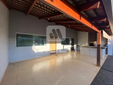 Casa com 3 Quartos à venda, 158m² no Jardim Patrícia, Uberlândia