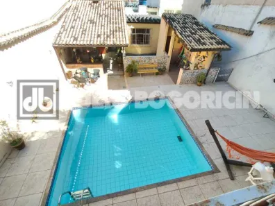 Casa com 2 Quartos à venda, 180m² no Jardim Carioca, Rio de Janeiro