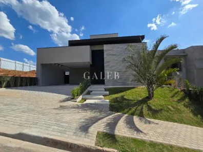 Casa de Condomínio com 3 Quartos à venda, 180m² no Laranja Azeda, Atibaia