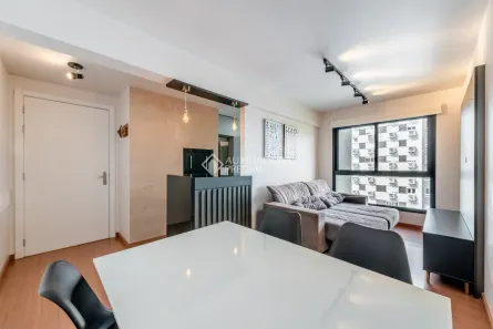 Apartamento com 2 Quartos à venda, 58m² no Jardim do Salso, Porto Alegre