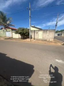 Casa com 2 Quartos à venda, 69m² no Serra Negra, Patrocínio