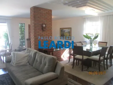 Sobrado com 4 Quartos à venda, 465m² no Vila Cordeiro, São Paulo