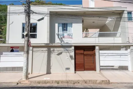 Casa com 3 Quartos à venda, 416m² no São Sebastião, Ubá