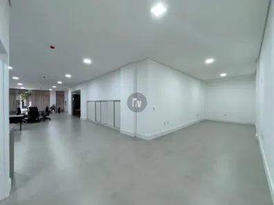 Sala Comercial para alugar, 145m² no Centro, Balneário Camboriú