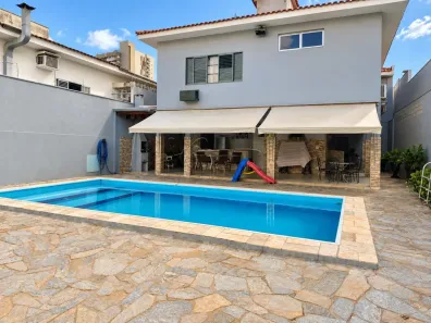 Sobrado com 6 Quartos à venda, 260m² no Vila Monte Alegre, Ribeirão Preto