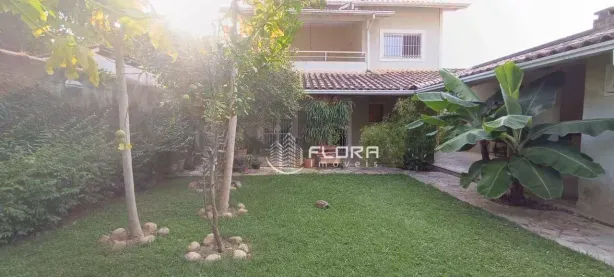 Casa com 5 Quartos à venda, 285m² no Itaipu, Niterói