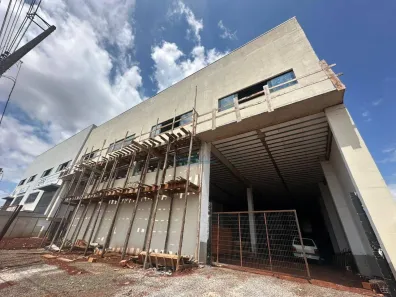 Galpão/Depósito/Armazém para alugar, 660m² no Portal de Versalhes 1, Londrina